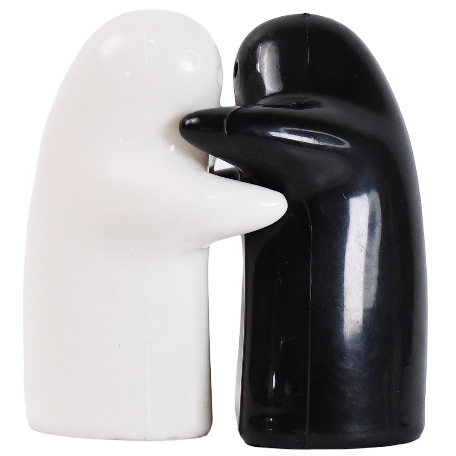 05_4d2d96c3-e2ff-4394-ac20-004358a481ce.jpg Salt and Pepper Seasoning and Spice Shakers Cute Plastic (2 Pcs Set) - Image 1